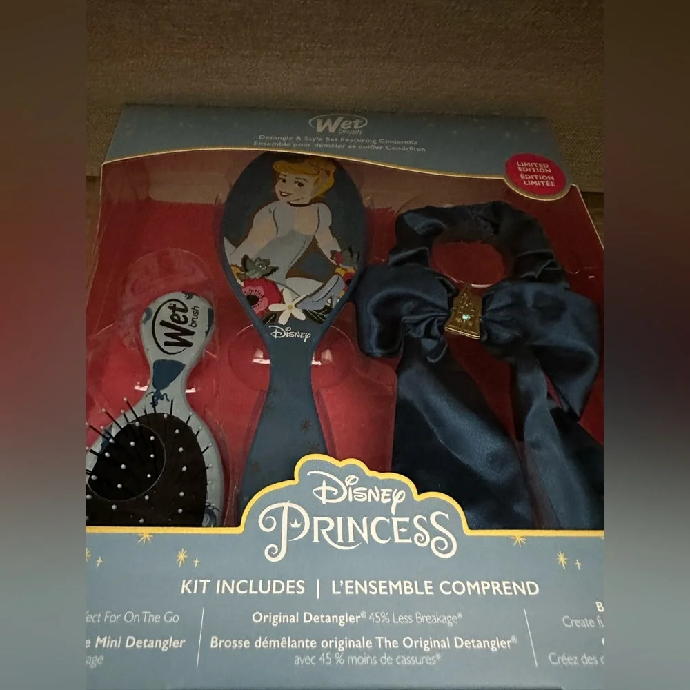 Disney Princess Wet Brush set